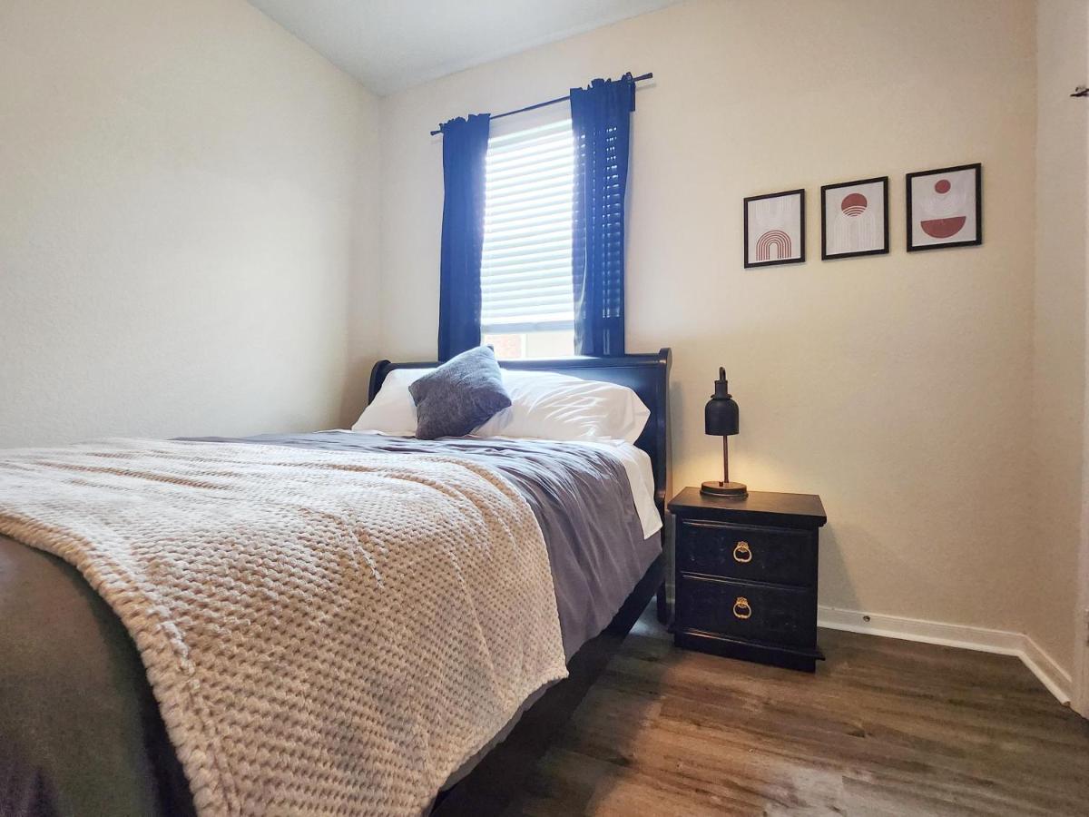 4 Bedroom Home Near Downtown Med Center Nrg Stadium Pearland Skyview Long By Ion Rentals Houston Zewnętrze zdjęcie