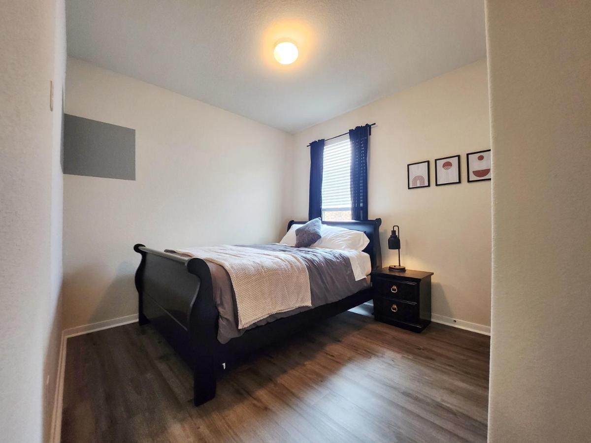 4 Bedroom Home Near Downtown Med Center Nrg Stadium Pearland Skyview Long By Ion Rentals Houston Zewnętrze zdjęcie