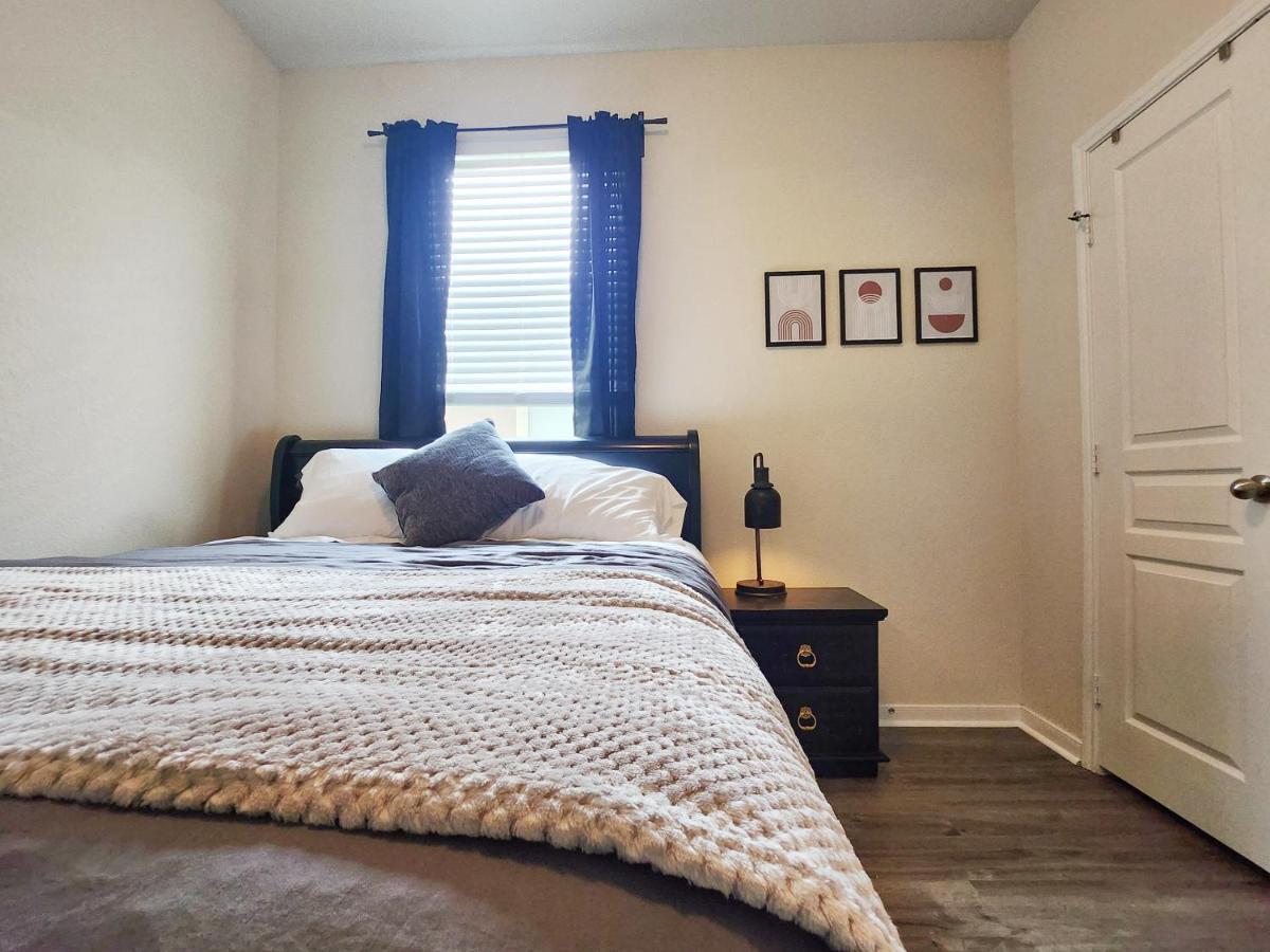 4 Bedroom Home Near Downtown Med Center Nrg Stadium Pearland Skyview Long By Ion Rentals Houston Zewnętrze zdjęcie