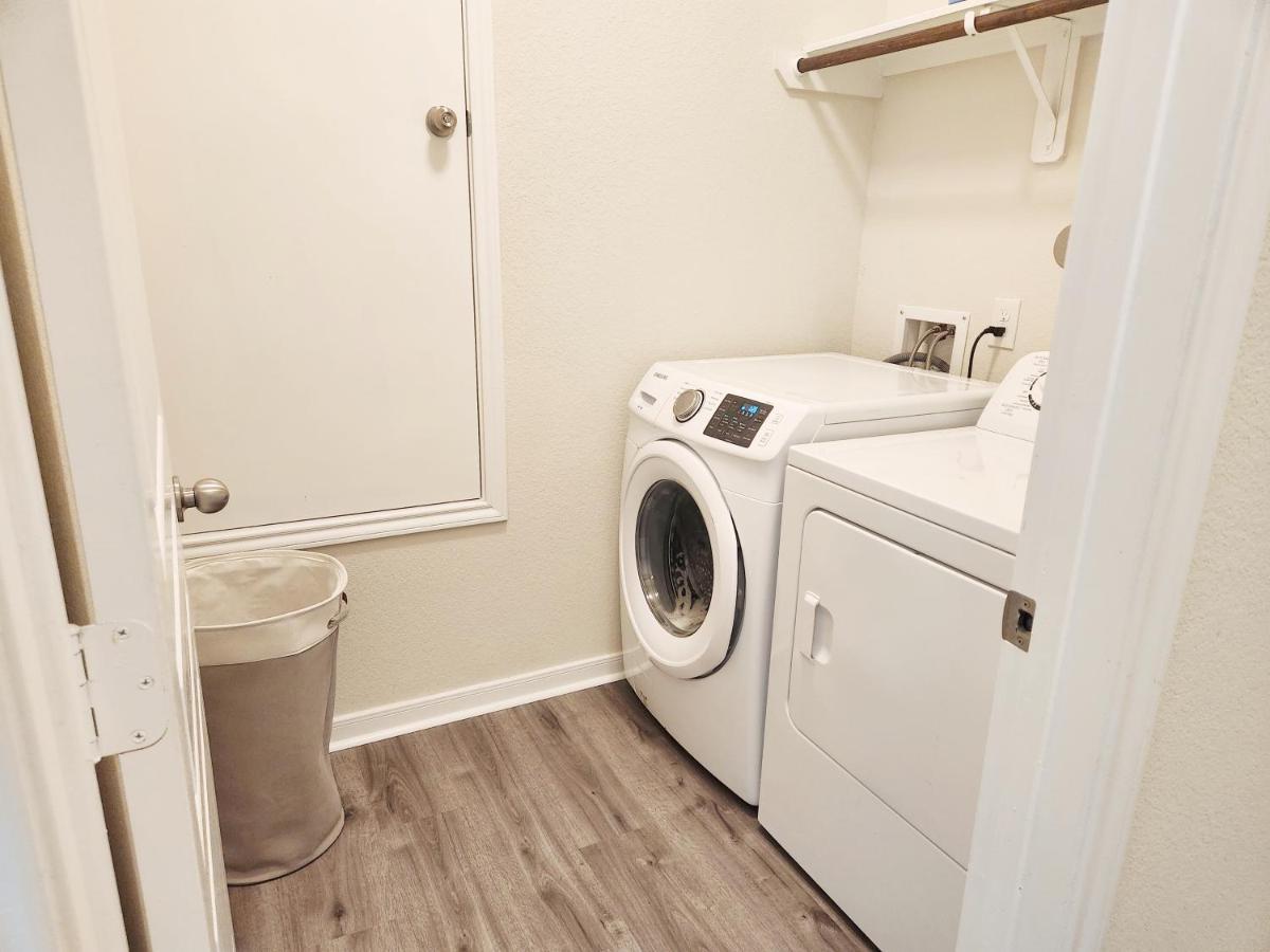 4 Bedroom Home Near Downtown Med Center Nrg Stadium Pearland Skyview Long By Ion Rentals Houston Zewnętrze zdjęcie