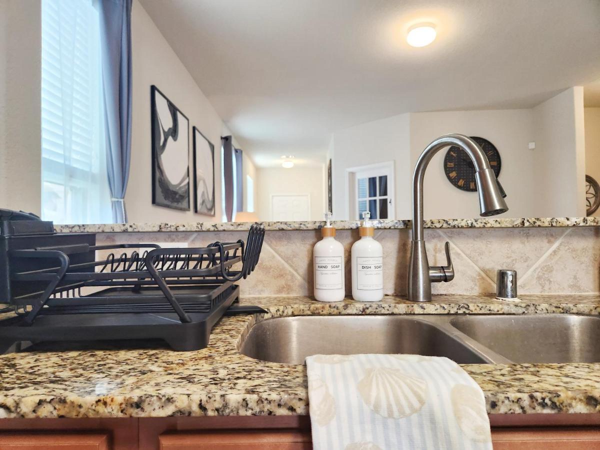 4 Bedroom Home Near Downtown Med Center Nrg Stadium Pearland Skyview Long By Ion Rentals Houston Zewnętrze zdjęcie