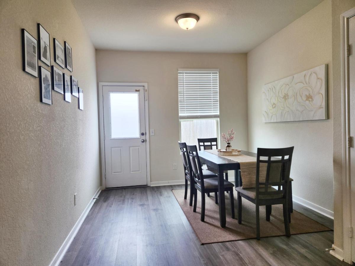 4 Bedroom Home Near Downtown Med Center Nrg Stadium Pearland Skyview Long By Ion Rentals Houston Zewnętrze zdjęcie